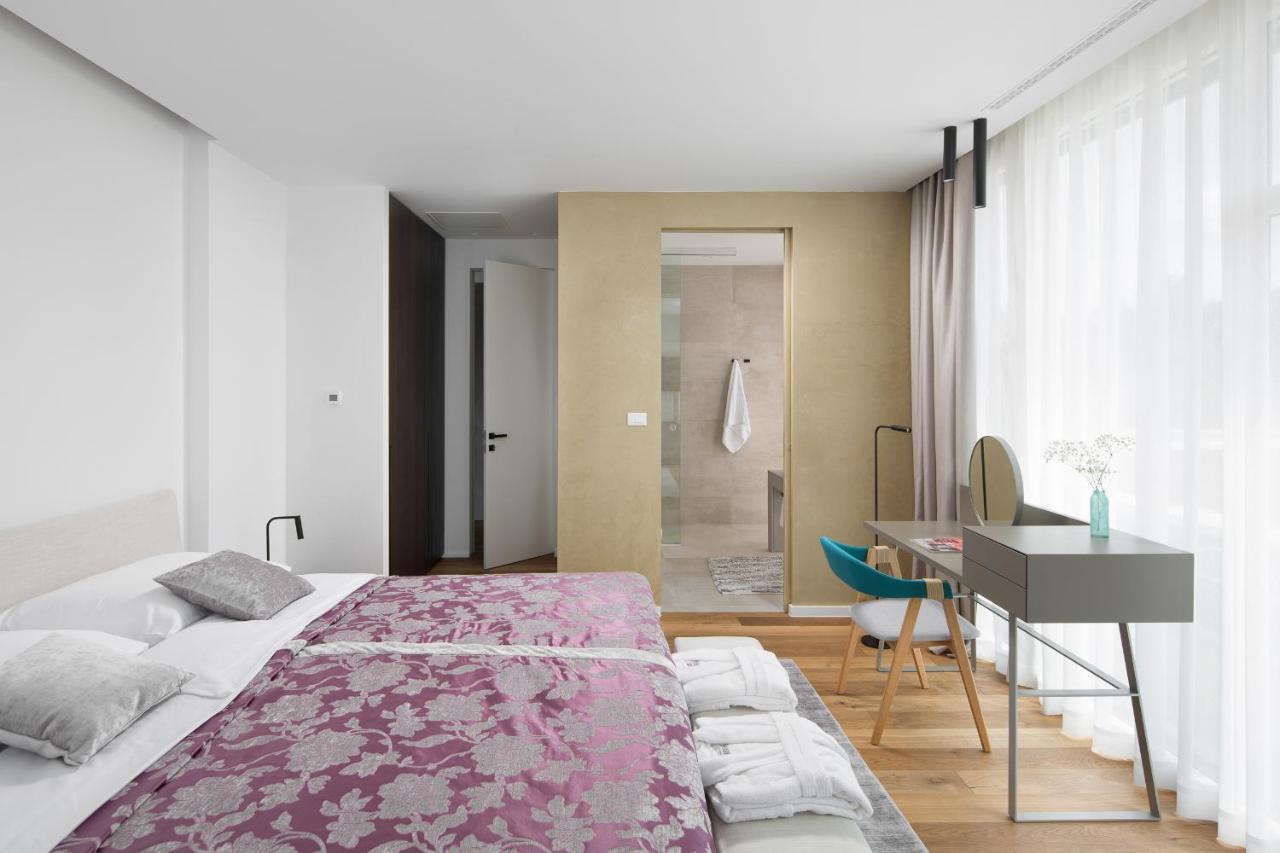 Design Villa Noble With Spa Bale Exterior photo